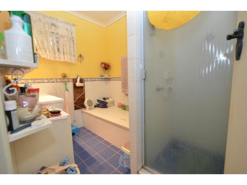 5 Sampson Street, Wilsonton QLD 4350