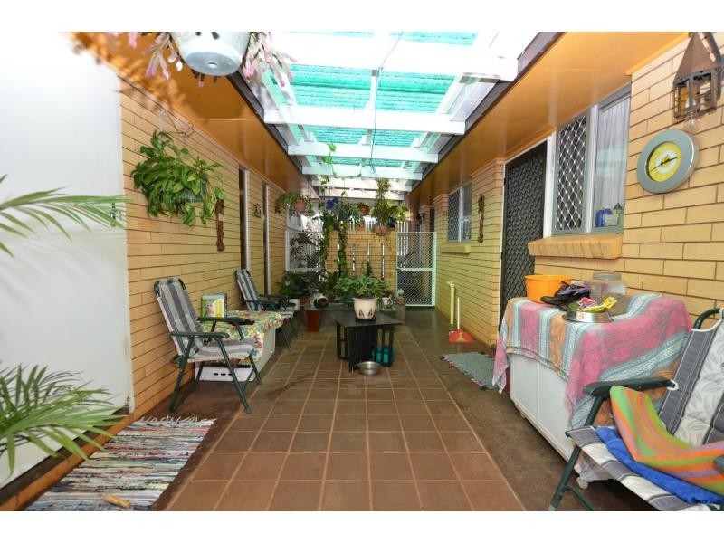 5 Sampson Street, Wilsonton QLD 4350