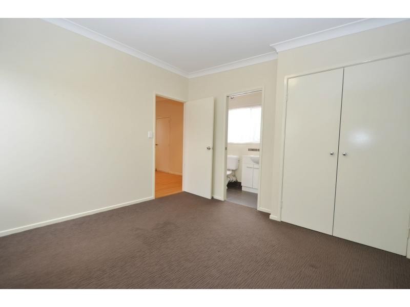 10 Fair Street, Rockville QLD 4350