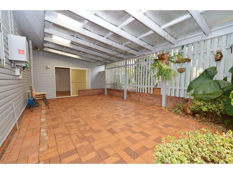 10 Fair Street, Rockville QLD 4350