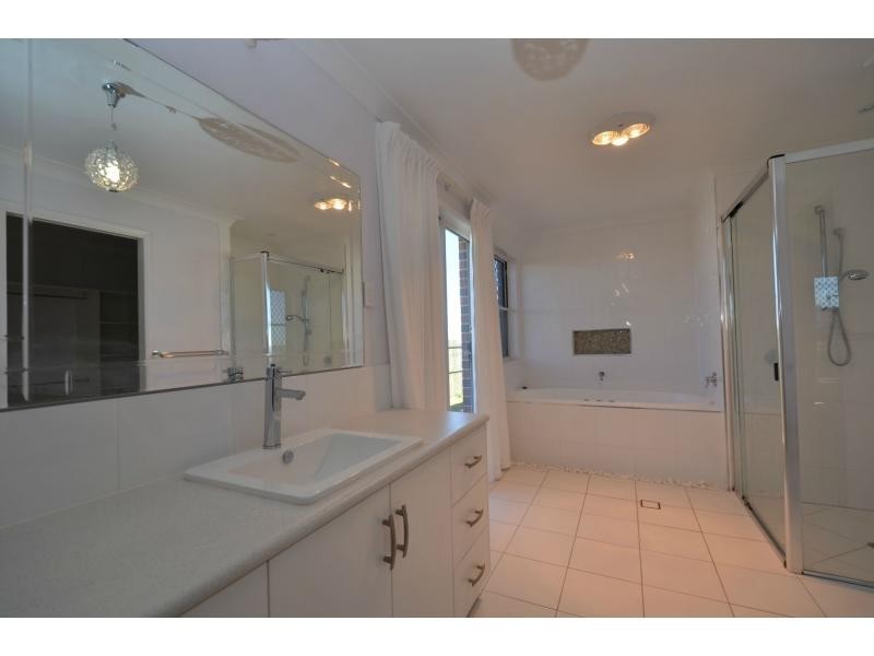 Glenvale QLD 4350