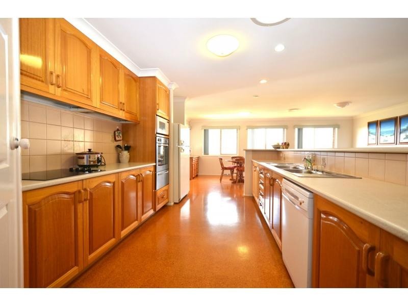 372 Boundary Street, Wilsonton QLD 4350