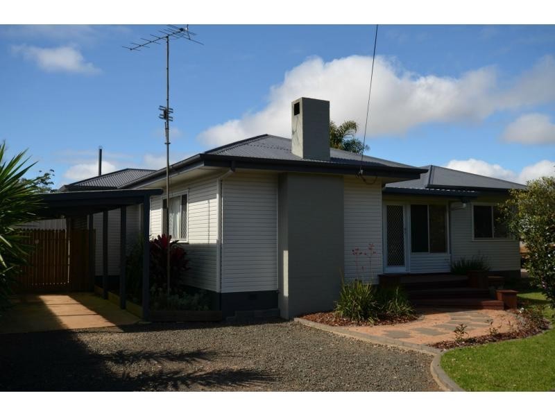 26 McGregor Street, Wilsonton QLD 4350