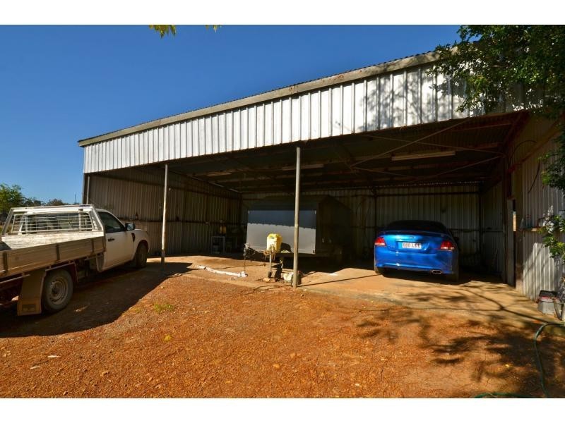 1057 Murphys Creek Road, Murphys Creek QLD 4352