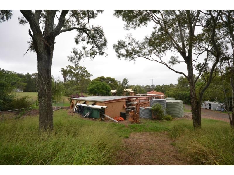 4 Ramsay Road, Glenvale QLD 4350
