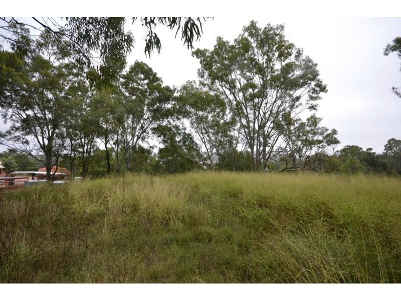 4 Ramsay Road, Glenvale QLD 4350