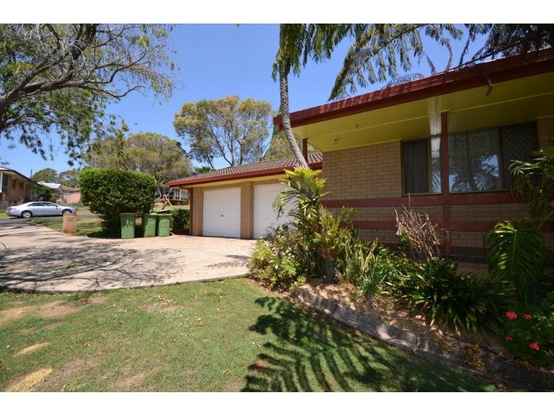 1 Reginald Street, Mount Lofty QLD 4350