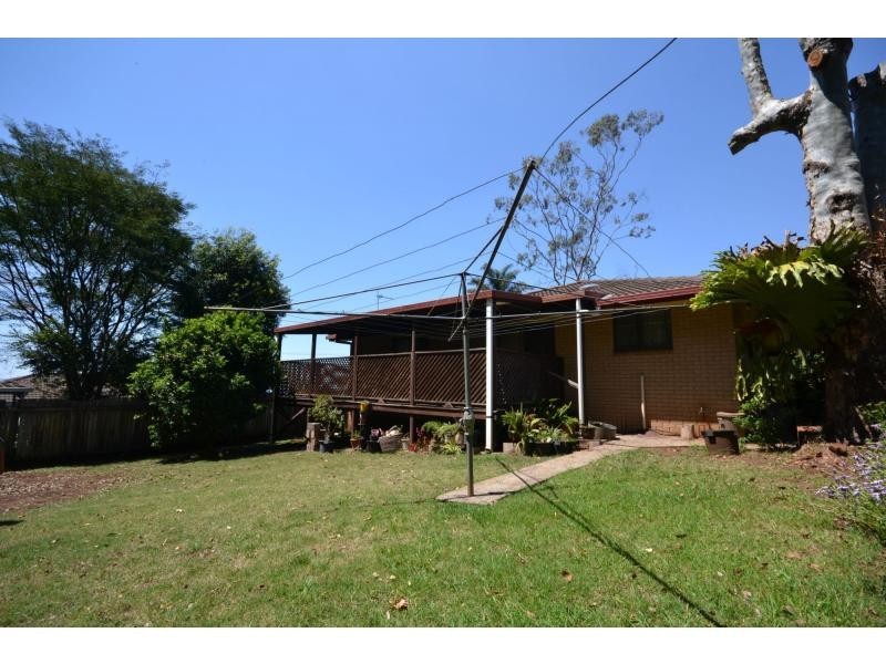 1 Reginald Street, Mount Lofty QLD 4350