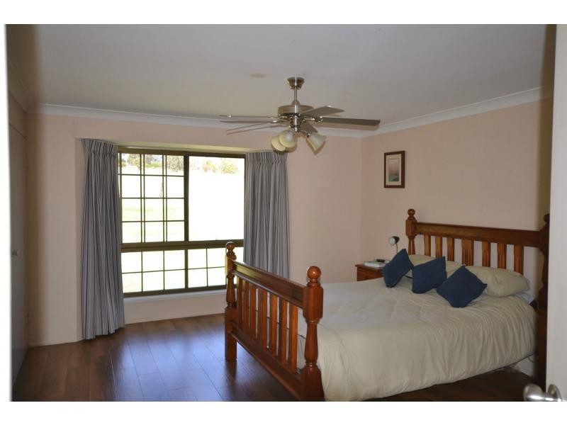 13 Bedwell Street, Cranley QLD 4350