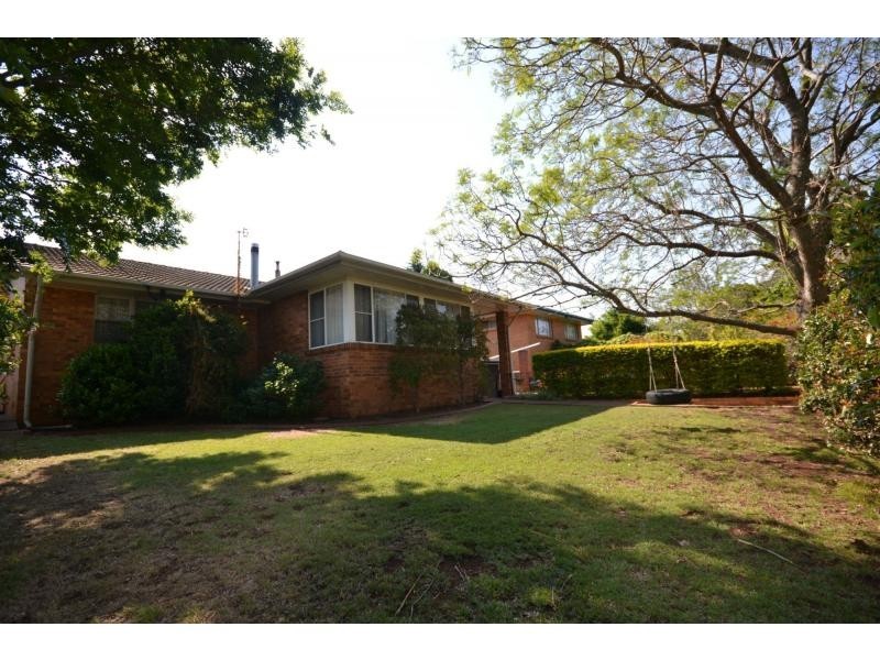43 Hoey Street, Kearneys Spring QLD 4350
