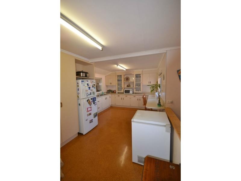 43 Hoey Street, Kearneys Spring QLD 4350