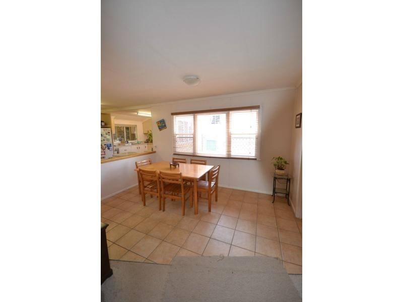 43 Hoey Street, Kearneys Spring QLD 4350