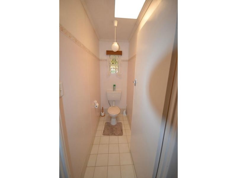 43 Hoey Street, Kearneys Spring QLD 4350