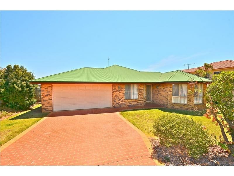 7 La Vista Court, Middle Ridge QLD 4350