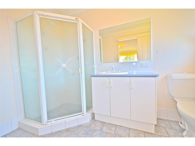 7 La Vista Court, Middle Ridge QLD 4350