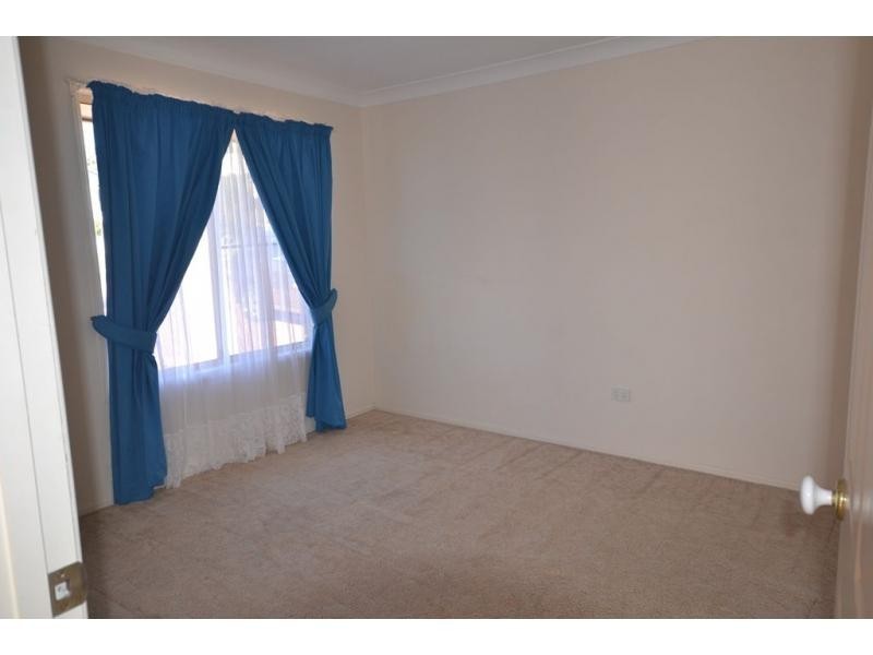 7 La Vista Court, Middle Ridge QLD 4350