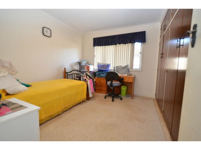 5 Sampson Street, Wilsonton QLD 4350