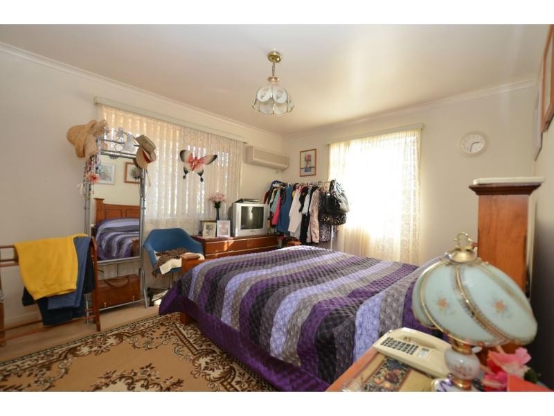 5 Sampson Street, Wilsonton QLD 4350