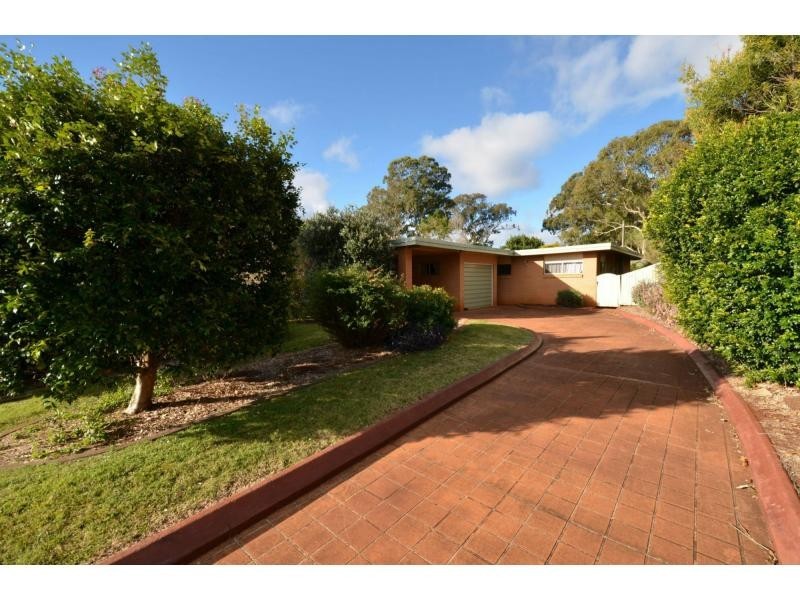 434 Hume Street, Middle Ridge QLD 4350