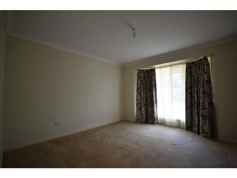 18 Roderick Drive, Cotswold Hills QLD 4350