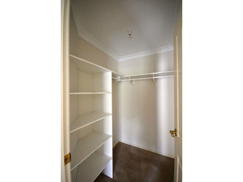 18 Roderick Drive, Cotswold Hills QLD 4350