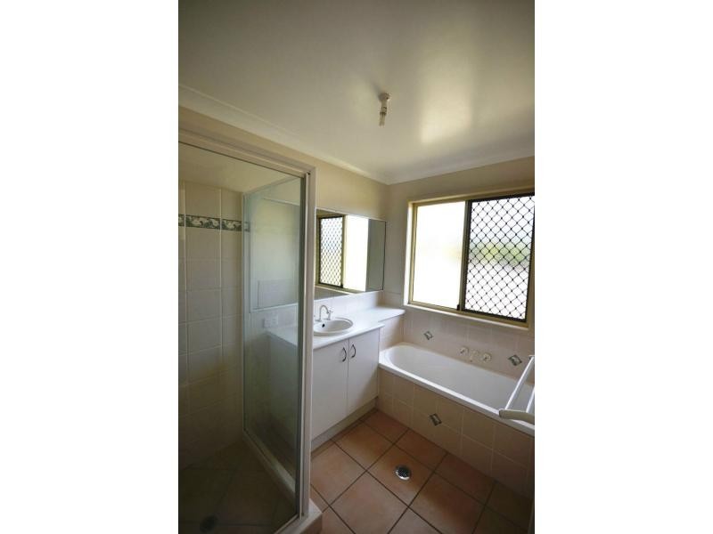 18 Roderick Drive, Cotswold Hills QLD 4350