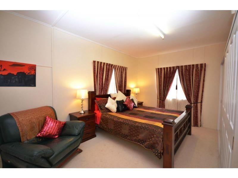 42 Toowoomba Oakey Road, Oakey QLD 4401