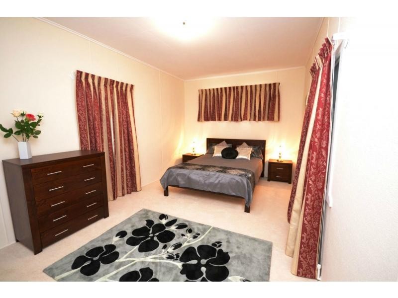 42 Toowoomba Oakey Road, Oakey QLD 4401