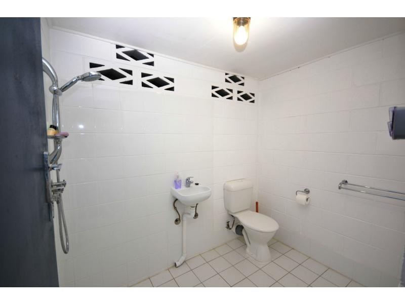 42 Toowoomba Road, Oakey QLD 4401