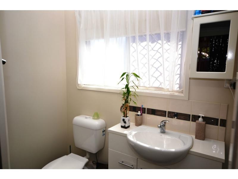 10 Fair Street, Rockville QLD 4350