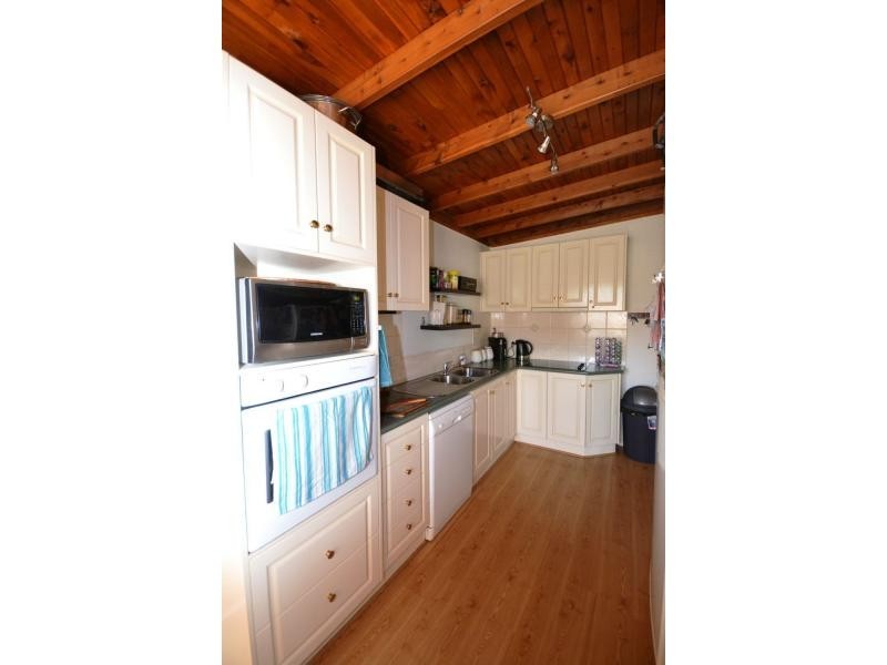 10 Fair Street, Rockville QLD 4350