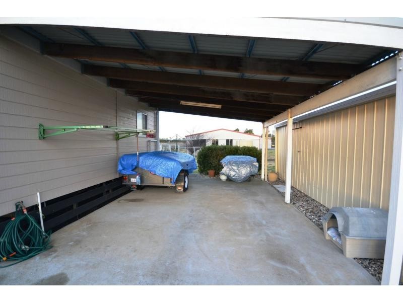 3 Paterson Street, Cambooya QLD 4358