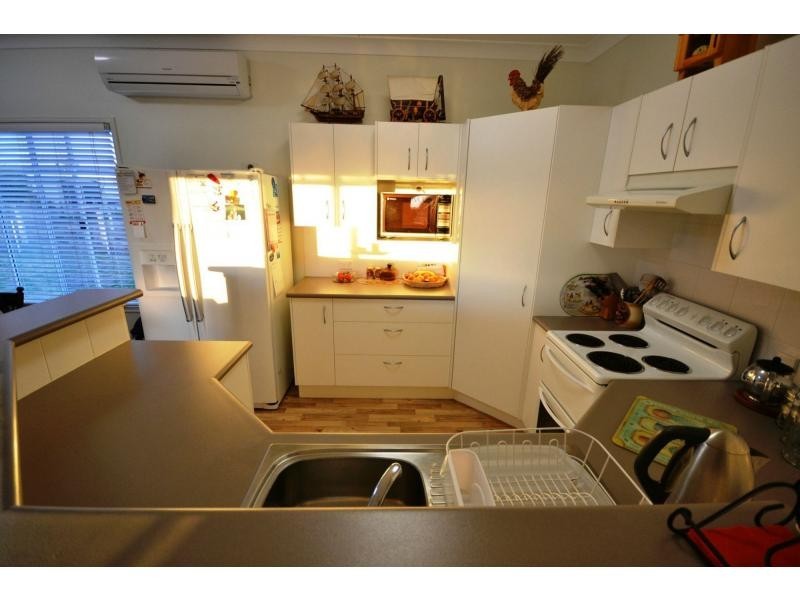 3 Paterson Street, Cambooya QLD 4358