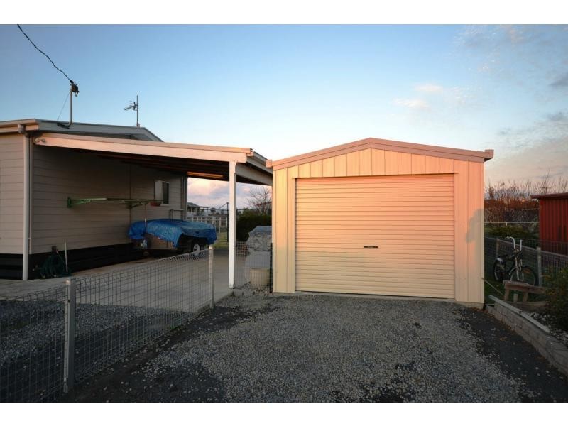 3 Paterson Street, Cambooya QLD 4358