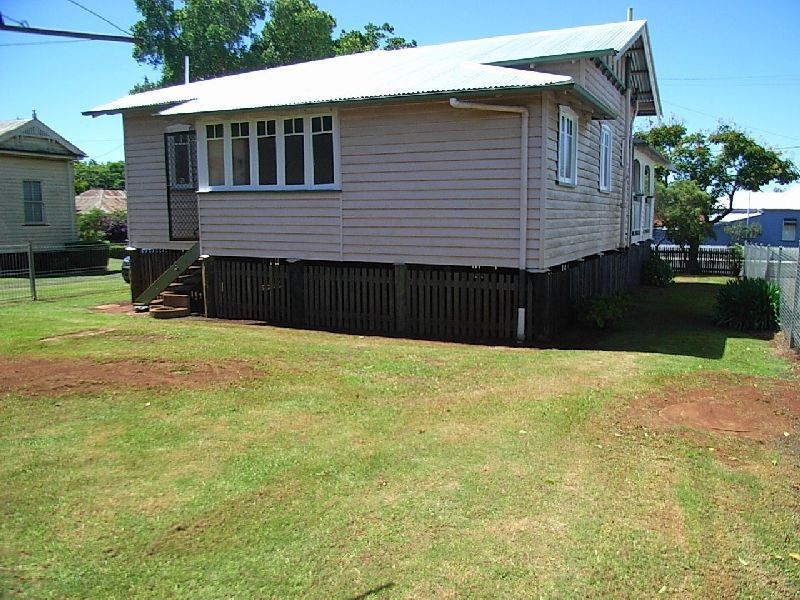 123 West Street, Toowoomba QLD 4350