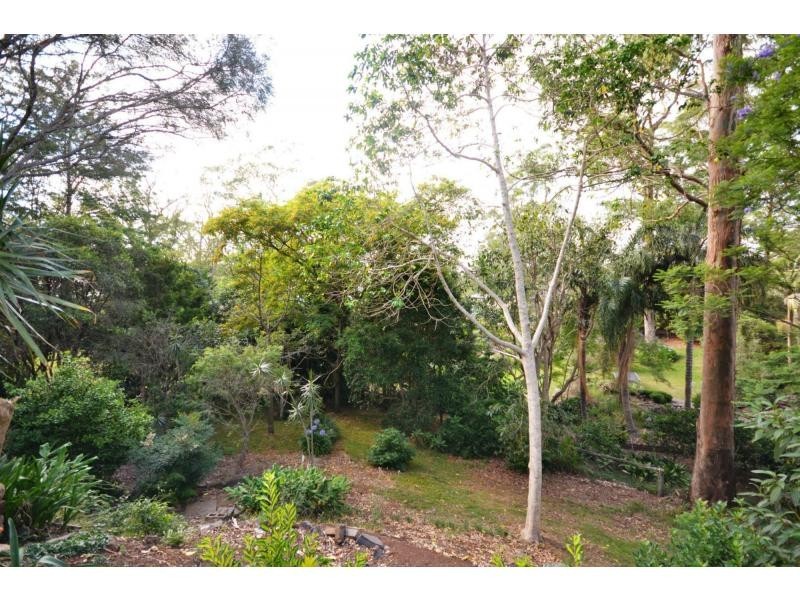 17A Hilltop Crescent, Blue Mountain Heights QLD 4350