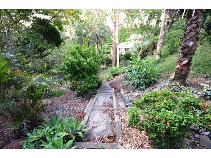 17A Hilltop Crescent, Blue Mountain Heights QLD 4350