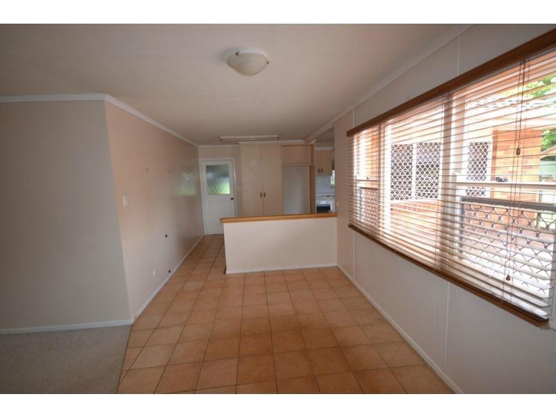 43 Hoey Street, Kearneys Spring QLD 4350