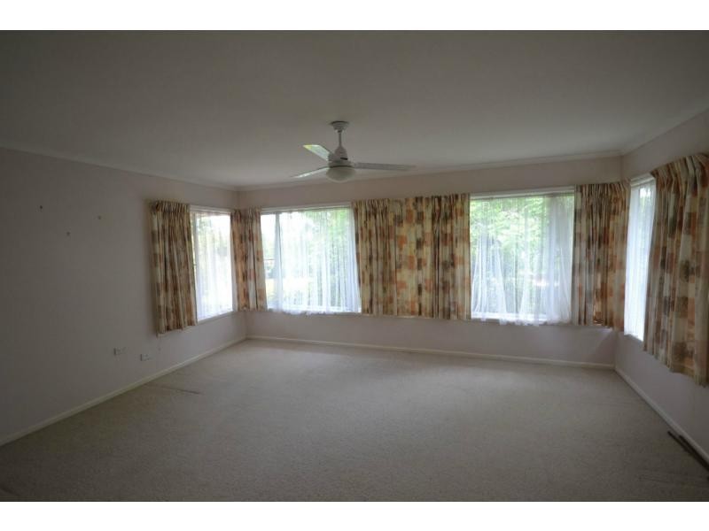 43 Hoey Street, Kearneys Spring QLD 4350