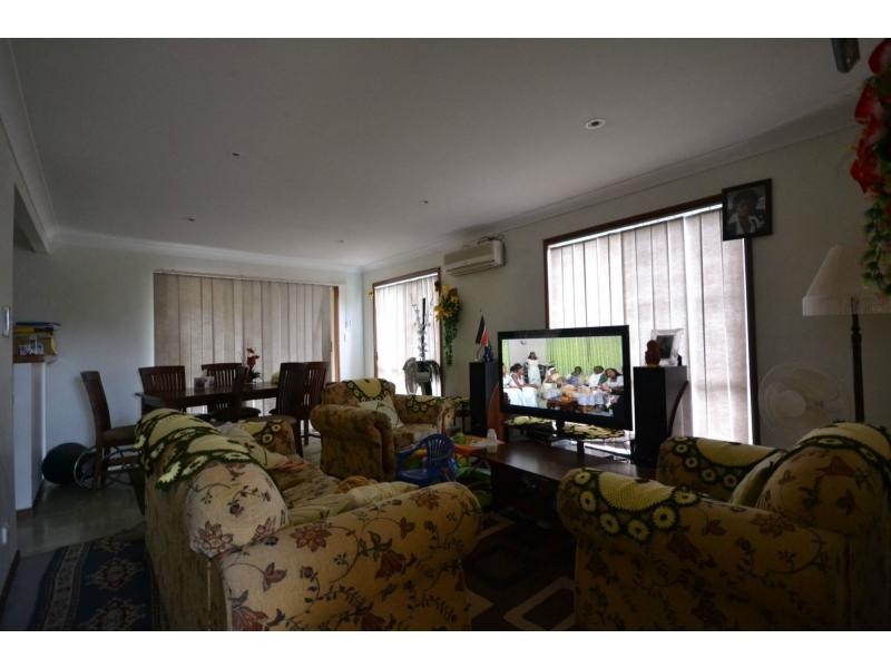 18 Beer Court, Kearneys Spring QLD 4350