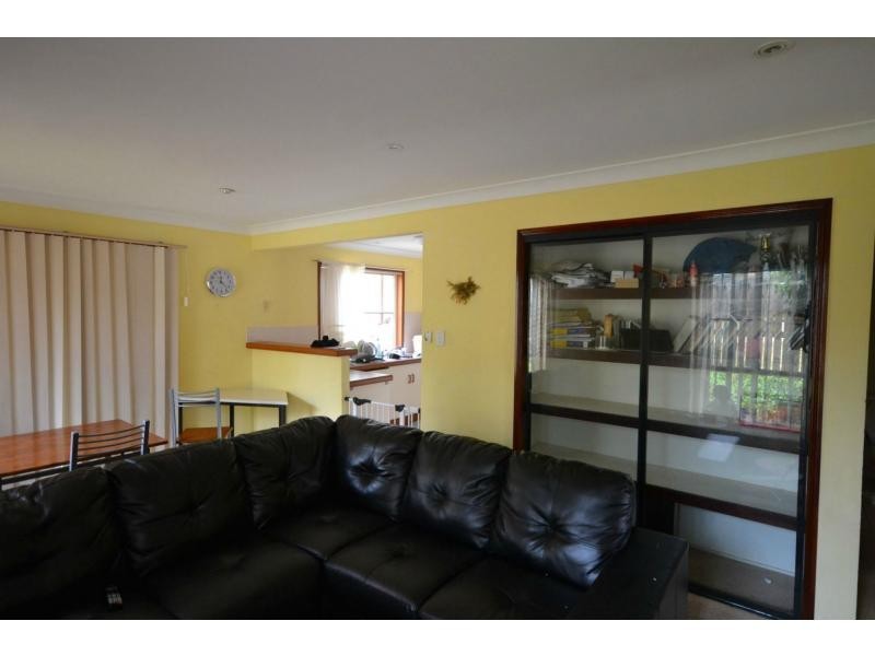 18 Beer Court, Kearneys Spring QLD 4350