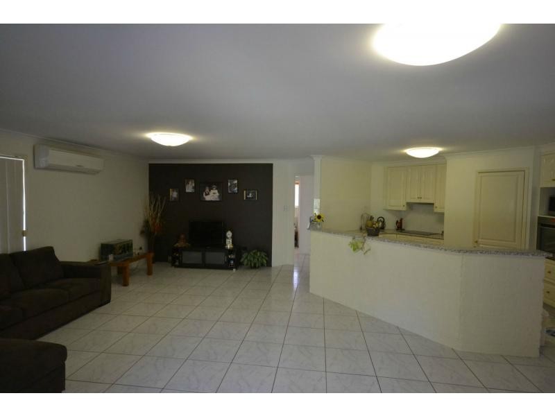 16 Calim Street, Cotswold Hills QLD 4350