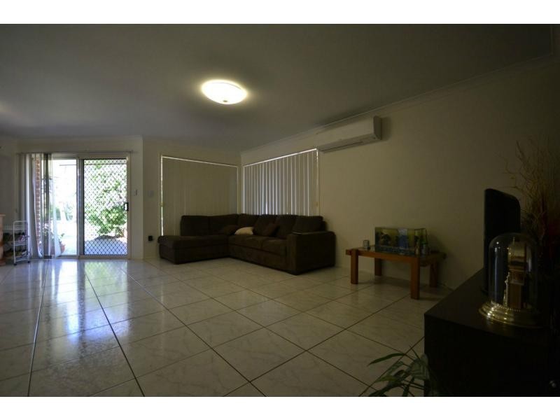 16 Calim Street, Cotswold Hills QLD 4350