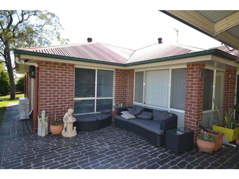 16 Calim Street, Cotswold Hills QLD 4350