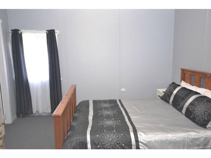 30 Ascot Street, Newtown QLD 4350