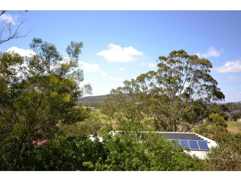 12 Merlin Court, Preston QLD 4352