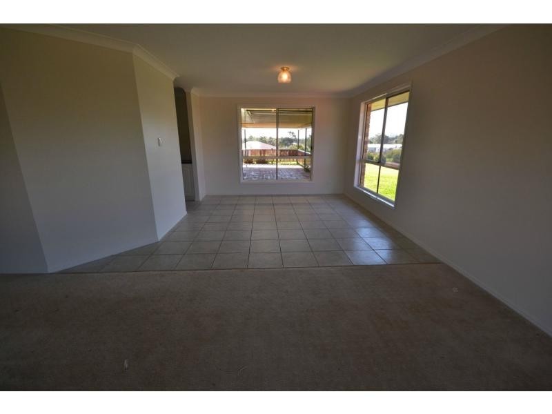 7 Federation Drive, Highfields QLD 4352