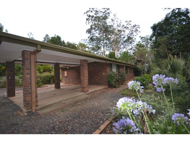 17A Hilltop Crescent, Blue Mountain Heights QLD 4350