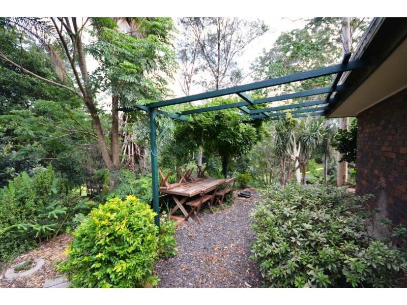 17A Hilltop Crescent, Blue Mountain Heights QLD 4350