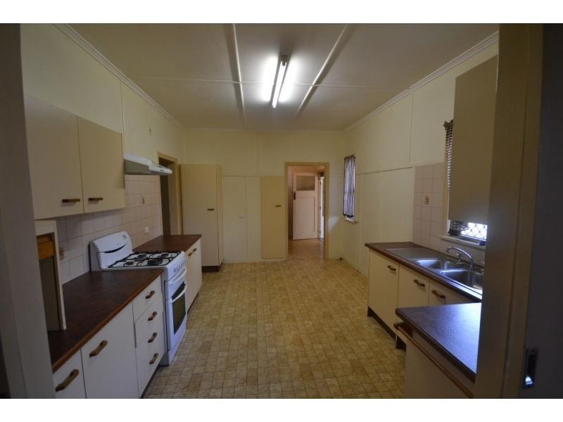 1//77 Ramsay Street, Centenary Heights QLD 4350